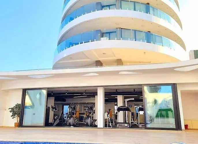 City Centre Luxury Residence With Pool Near Dunya Ivf & Beach